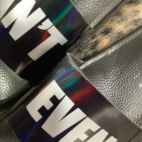 CANT EVEN SLIDES AND WEIRD SNAP BACK CAP - Picture 9 of 10